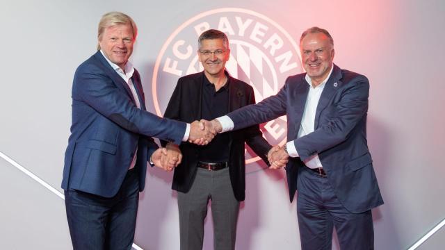 “两巨头时代”落幕，鲁梅尼格：坐回赫内斯身边吐槽